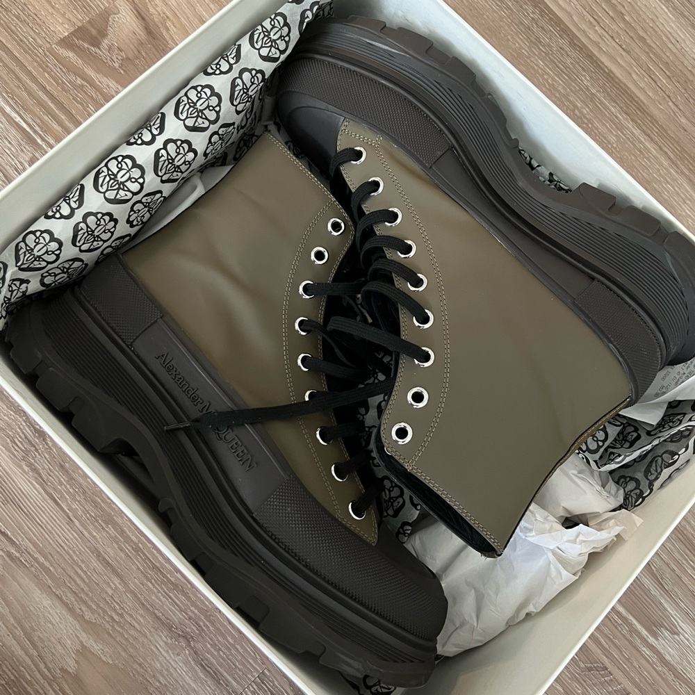 Alexander McQueen Boot